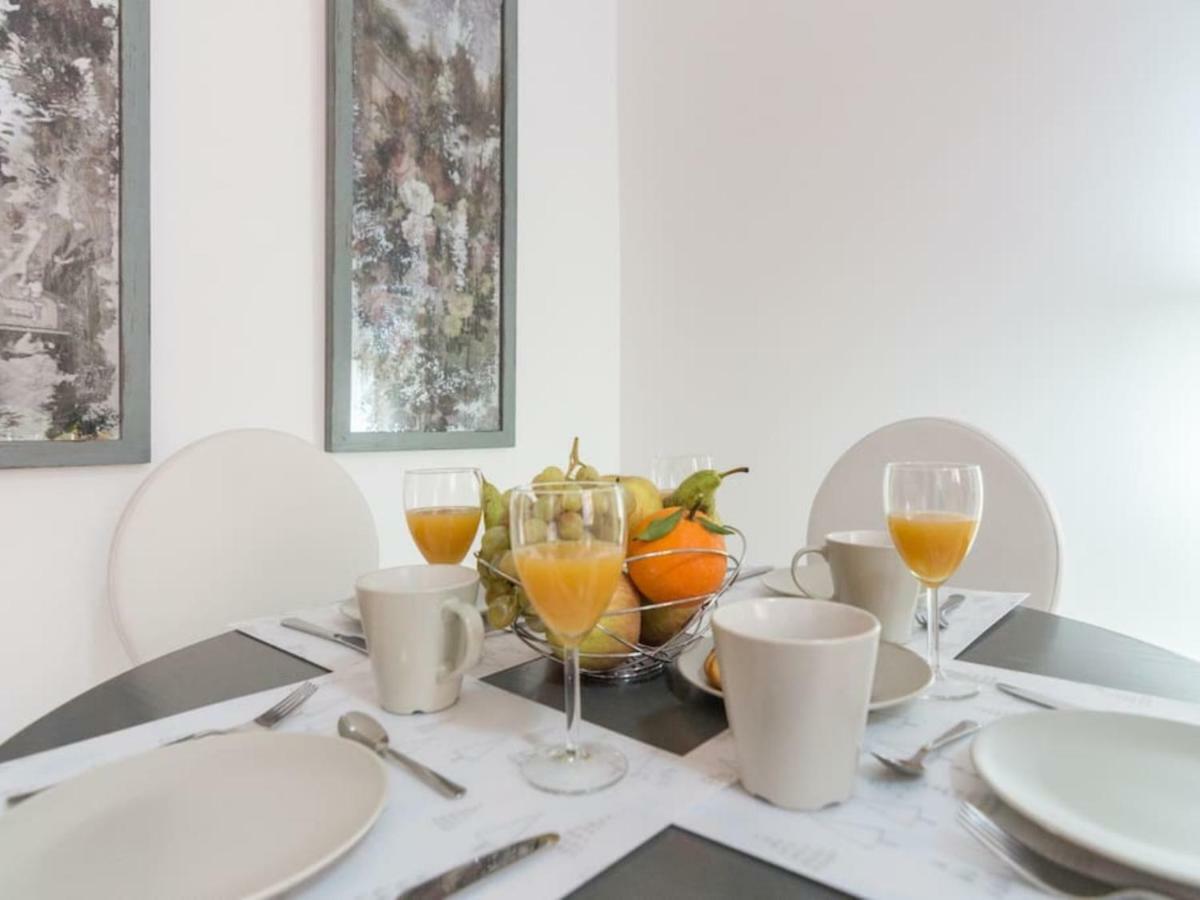 Apartamentos Bolsa Larios Malaga Ngoại thất bức ảnh
