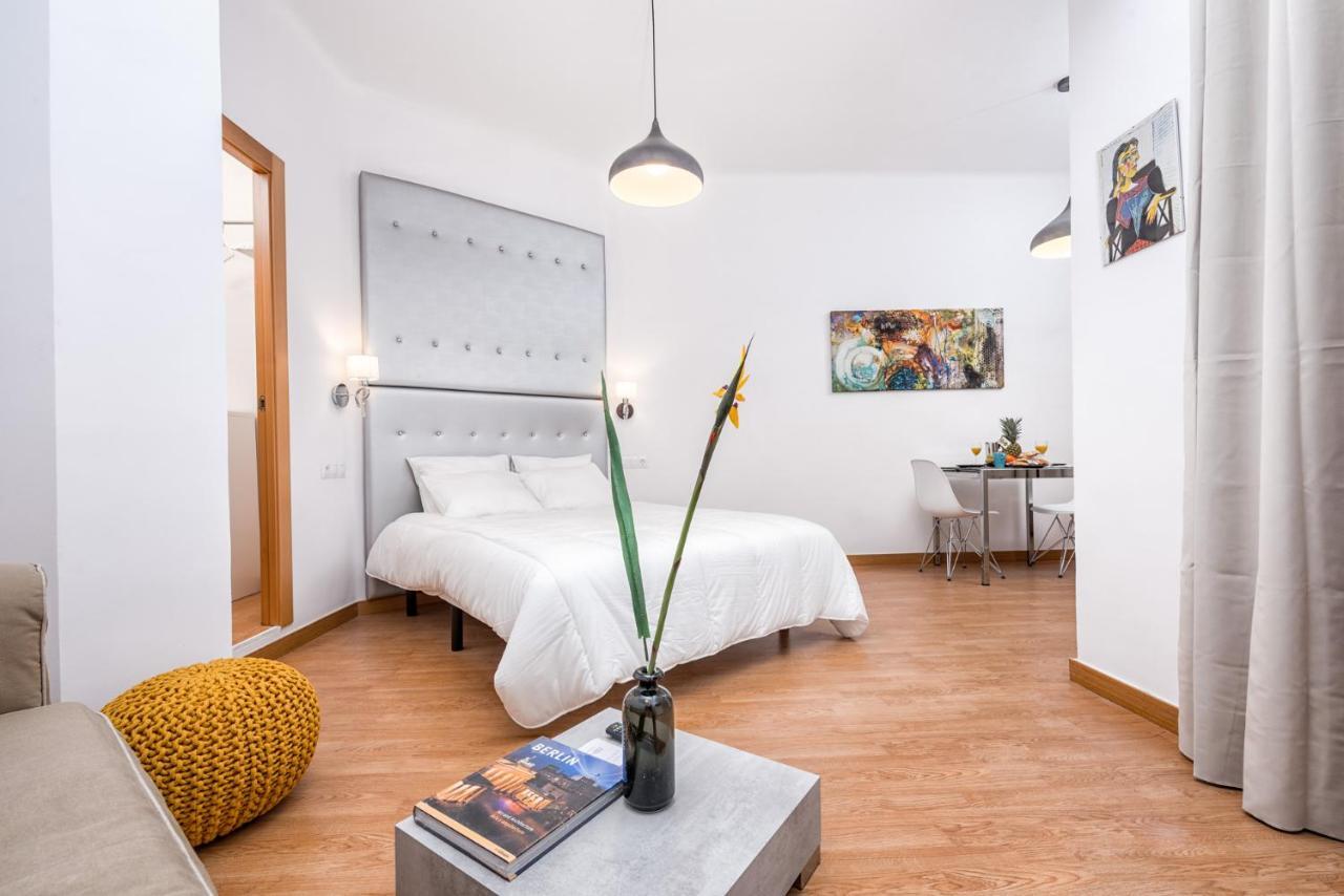 Apartamentos Bolsa Larios Malaga Ngoại thất bức ảnh
