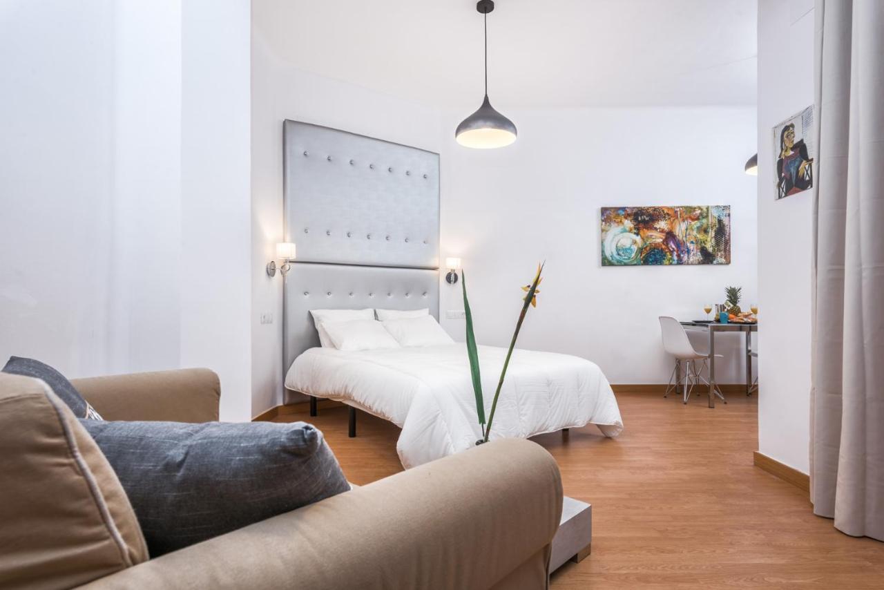 Apartamentos Bolsa Larios Malaga Ngoại thất bức ảnh