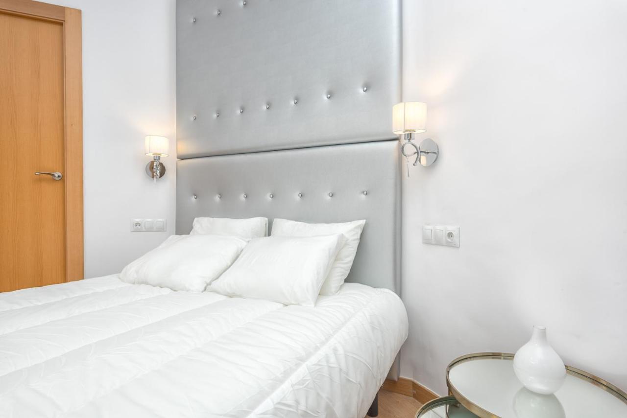 Apartamentos Bolsa Larios Malaga Ngoại thất bức ảnh