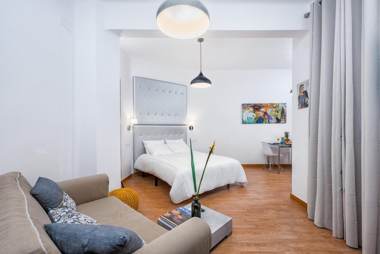 Apartamentos Bolsa Larios Malaga Ngoại thất bức ảnh